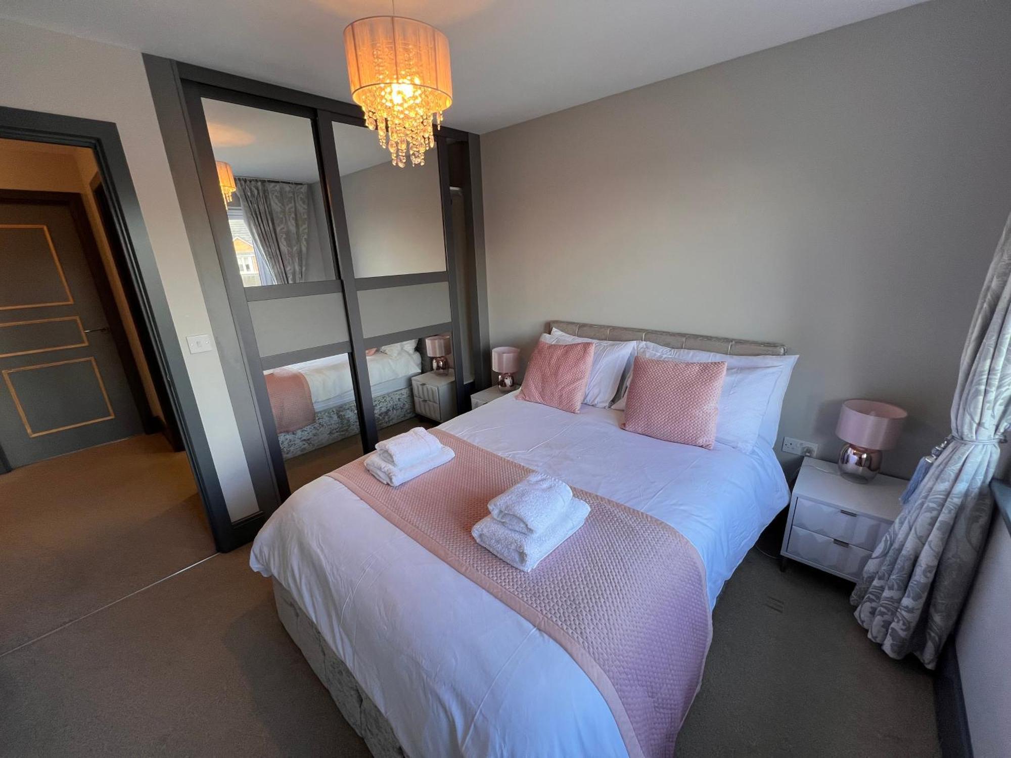 Luxury Durham Home In Dh1, Free Parking, No Fees Exterior photo